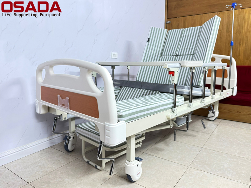 Giường Y Tế tay quay OSADA SD-12C Đa Chức Năng